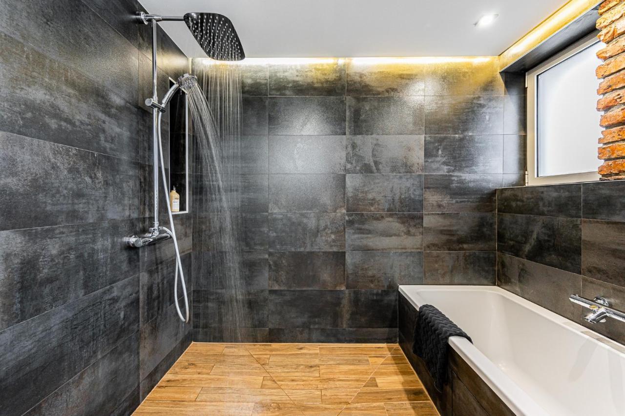 Luxury Apartment In The City Centre 科希策 外观 照片